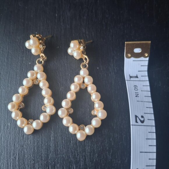 Vintage Pearl Drop Earrings - Picture 1 of 3